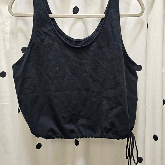 Nike black activewear crop tank top drawstring waist Large sleeveless athleisure - Picture 1 of 6